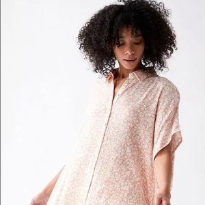 Lost + Wander Button Up / Cover Up Shirt XS/S